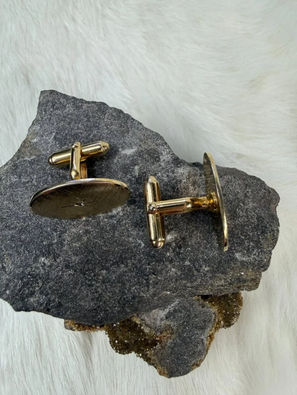 Vintage Anson Gold Tone Starburst Cuff Links 1